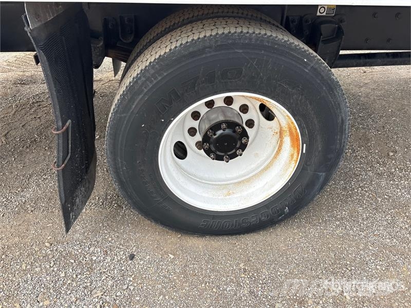 Kenworth T370 厢式货车