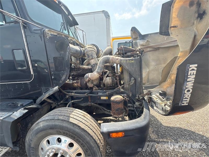 Kenworth T4 6x4 T/A Day Cab Truck Tractor Vilcēji