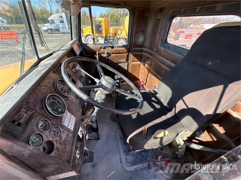 Kenworth T450 10x4 Mixer Truck Domíchávače betonu