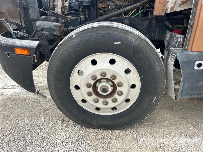 Kenworth T600 Vilcēji