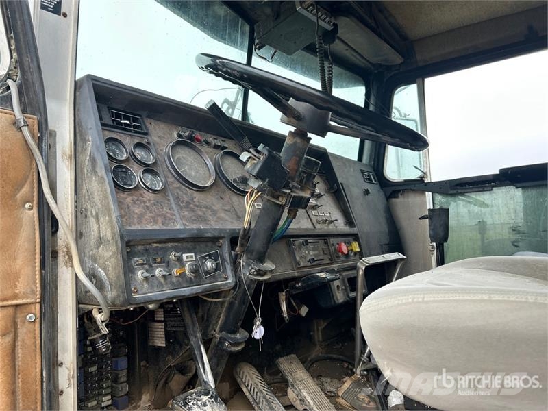 Kenworth T600A Sklápače
