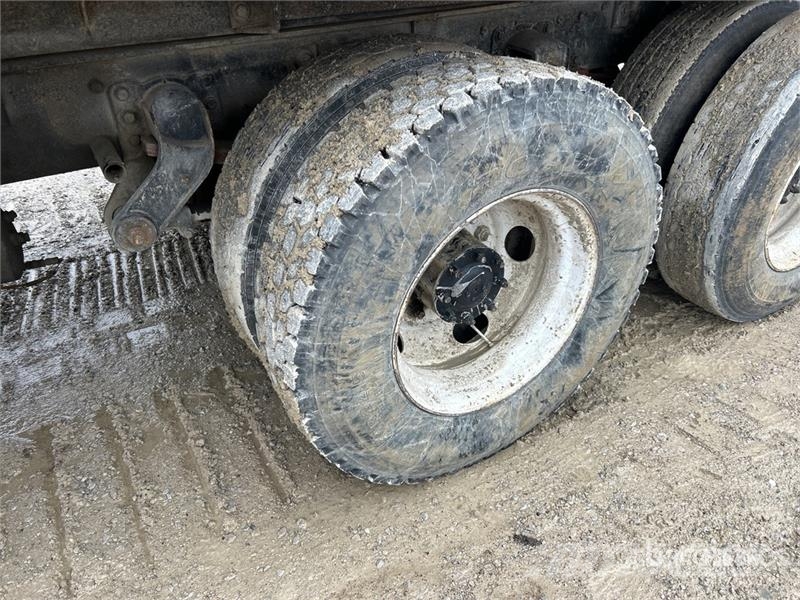Kenworth T600A Sklápače