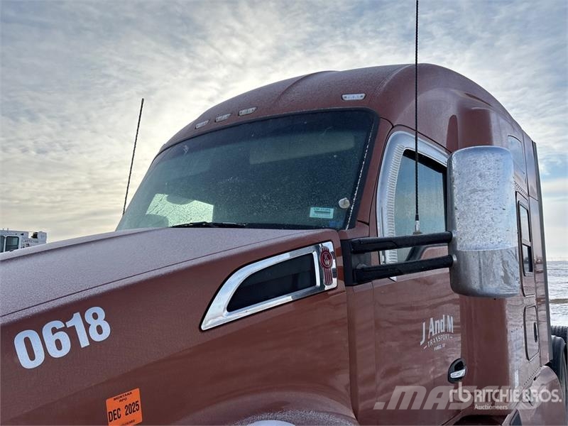 Kenworth T680 Τράκτορες