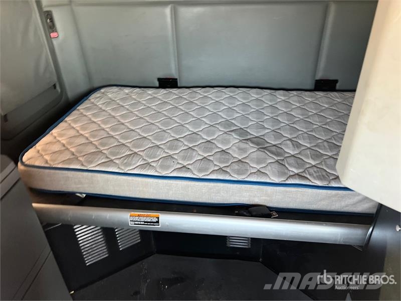 Kenworth T680 Motrici e Trattori Stradali