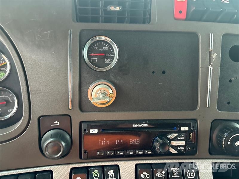 Kenworth T680 Седельные тягачи