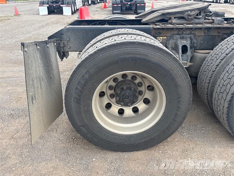 Kenworth T680 Влекачи