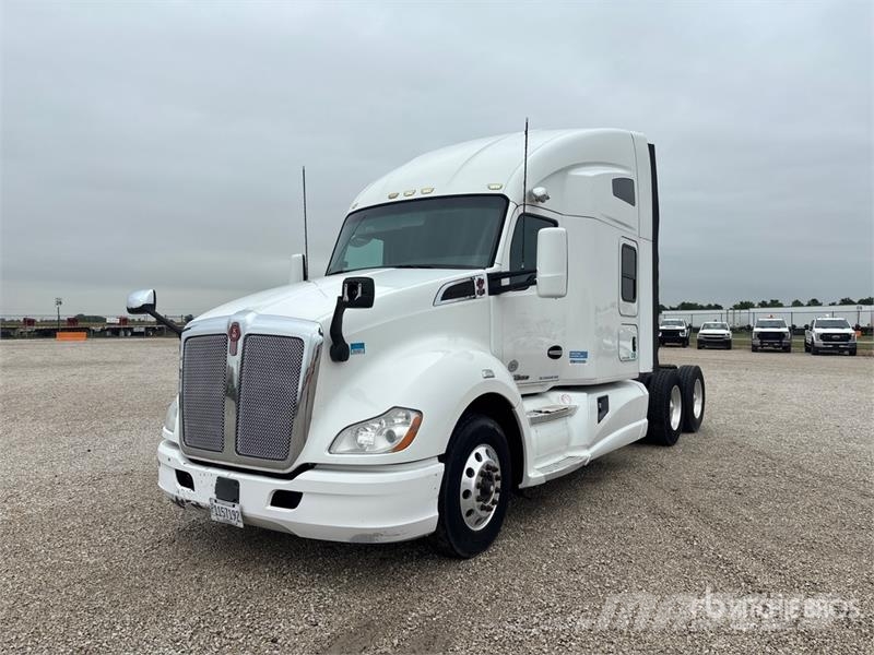Kenworth T680 Седельные тягачи