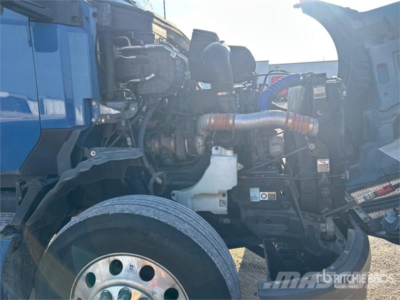 Kenworth T680 Naudoti vilkikai