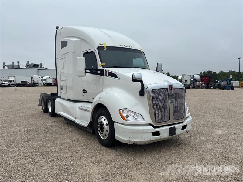 Kenworth T680 Vetopöytäautot