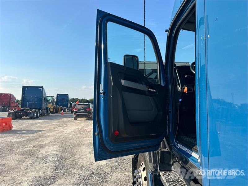 Kenworth T680 Naudoti vilkikai