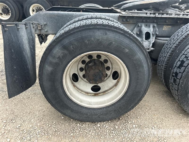Kenworth T680 Tractor Units