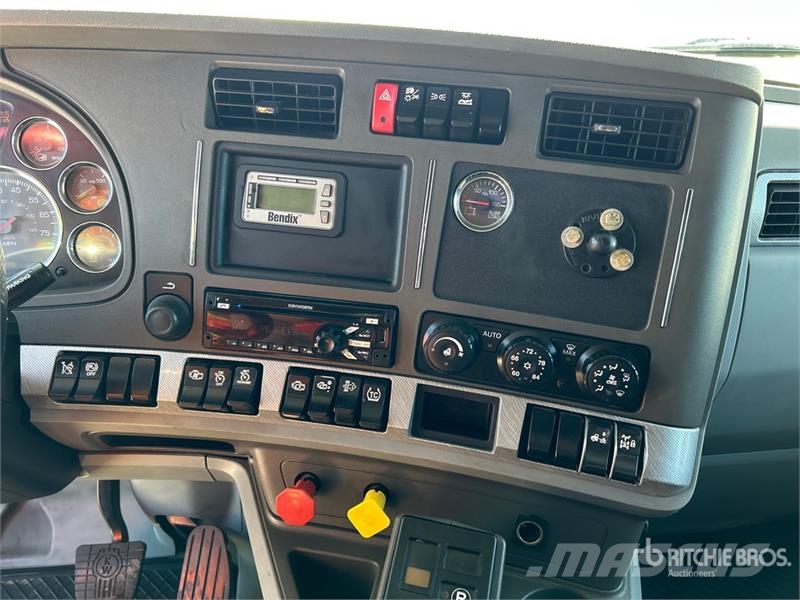 Kenworth T680 Cavalos mecânicos