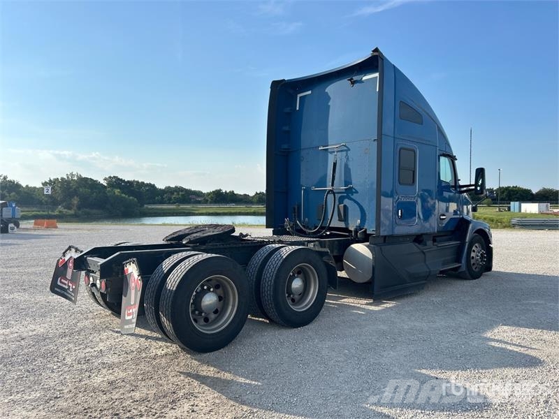 Kenworth T680 Naudoti vilkikai