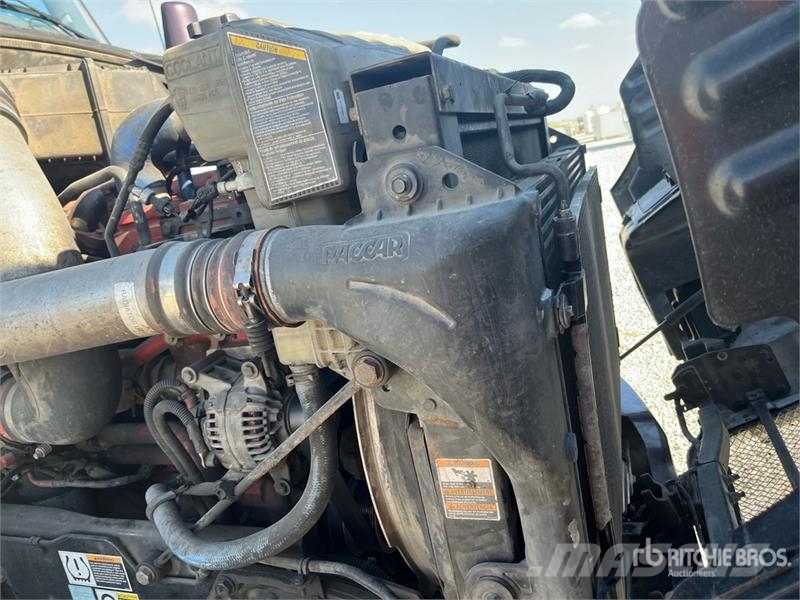 Kenworth T680 Седельные тягачи