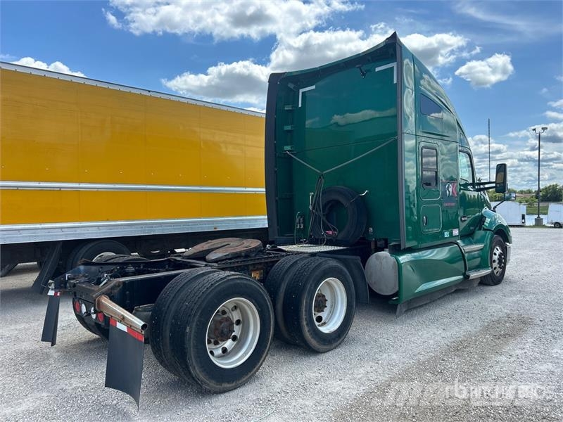 Kenworth T680 Prime Movers