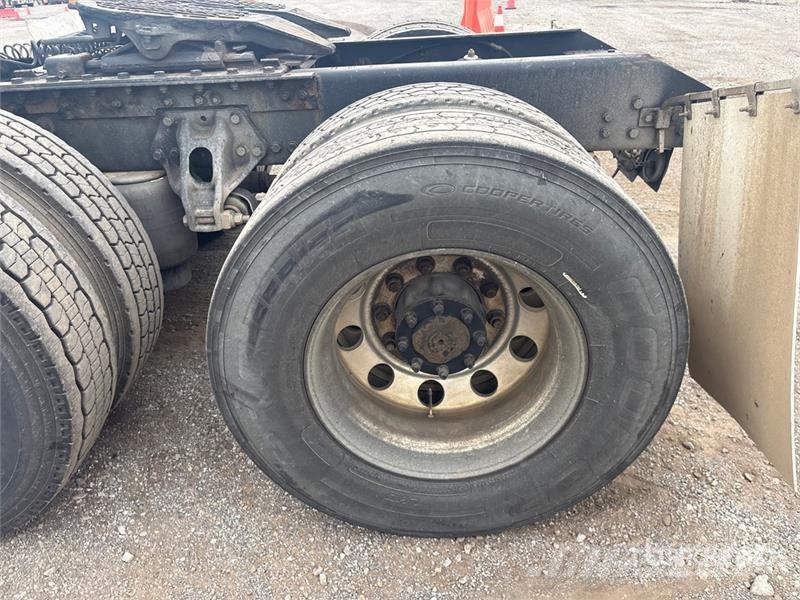 Kenworth T680 Влекачи