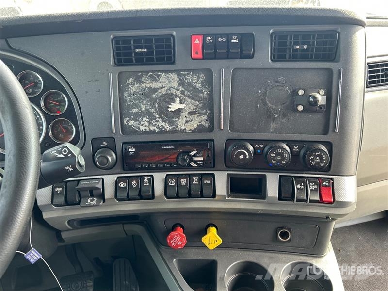 Kenworth T680 Vetopöytäautot