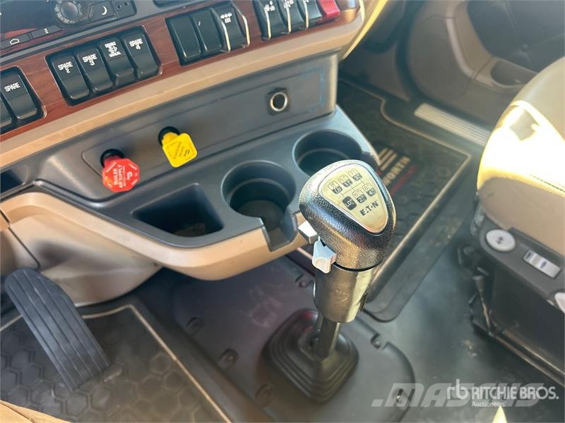 Kenworth T680 Sattelzugmaschinen