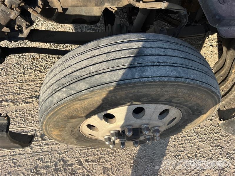 Kenworth T680 Motrici e Trattori Stradali