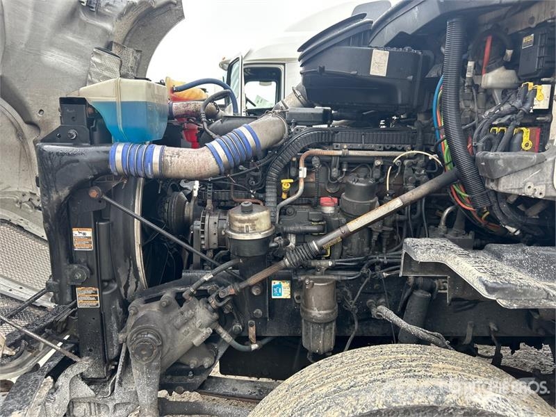 Kenworth T680 Тягачі