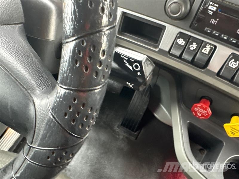 Kenworth T680 Autotractoare
