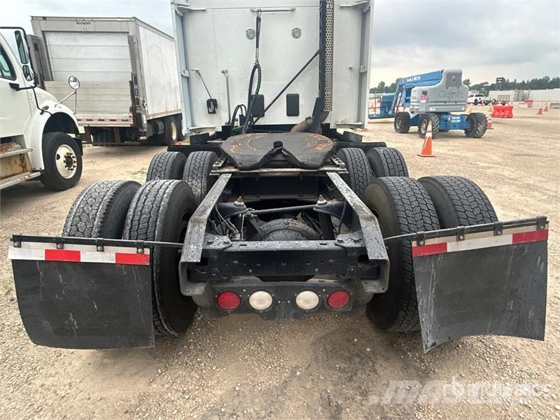 Kenworth T680 Tractor Units