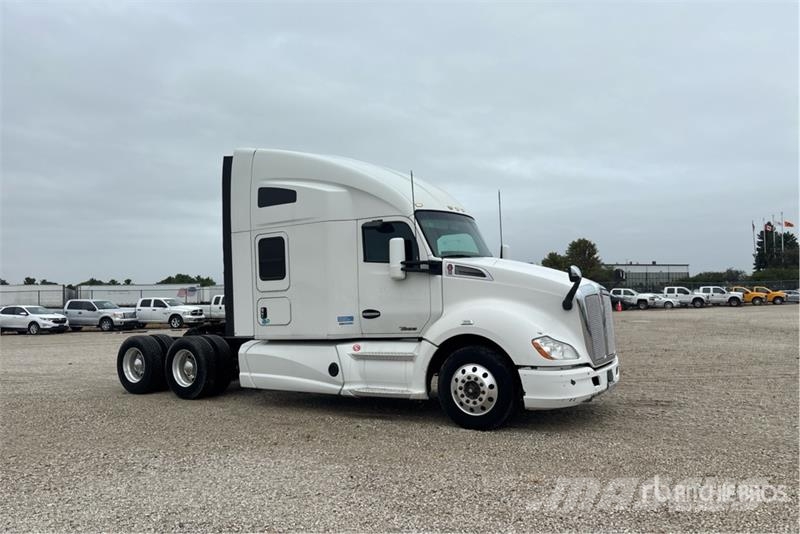 Kenworth T680 Седельные тягачи