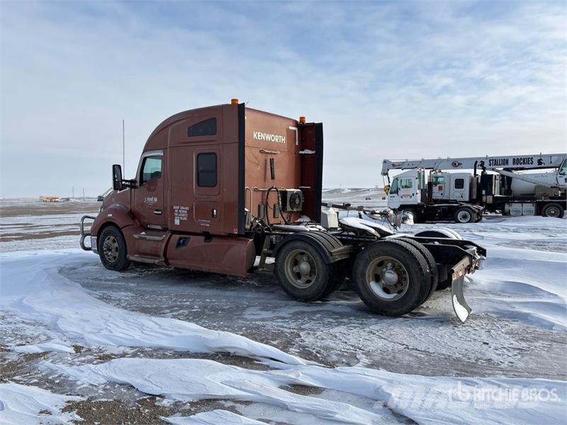 Kenworth T680 Τράκτορες