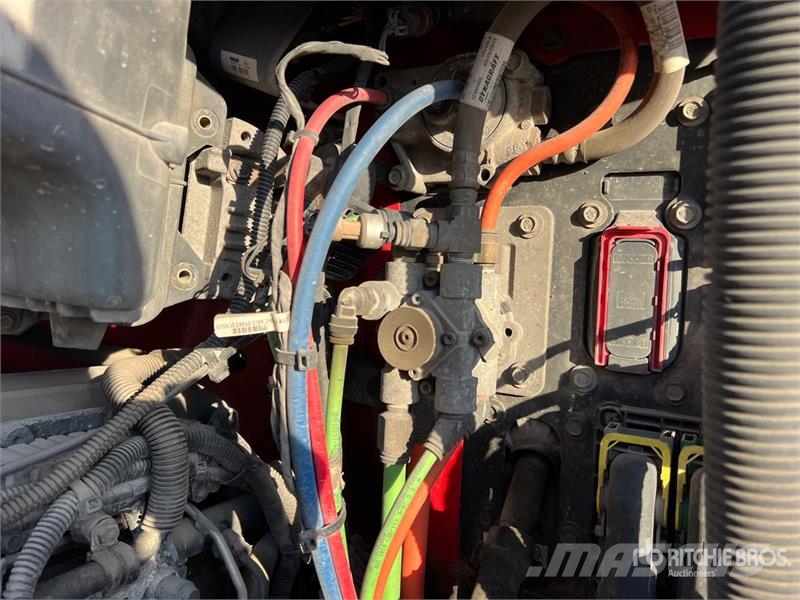 Kenworth T680 Motrici e Trattori Stradali