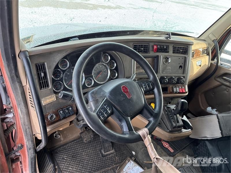 Kenworth T680 Τράκτορες