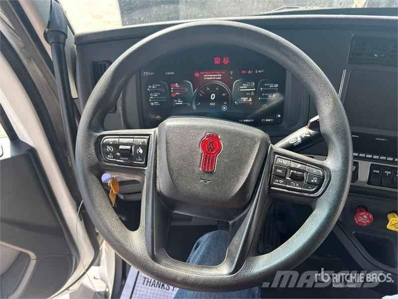 Kenworth T680 Prime Movers