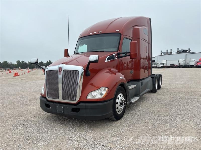 Kenworth T680 Vetopöytäautot