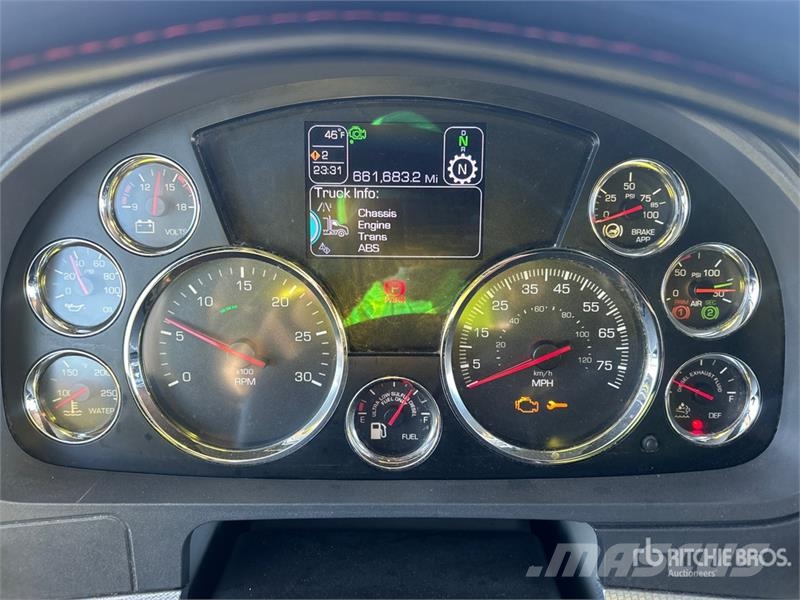 Kenworth T680 وحدات الجر