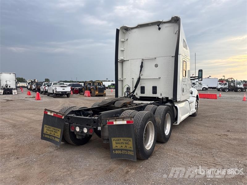 Kenworth T680 Naudoti vilkikai