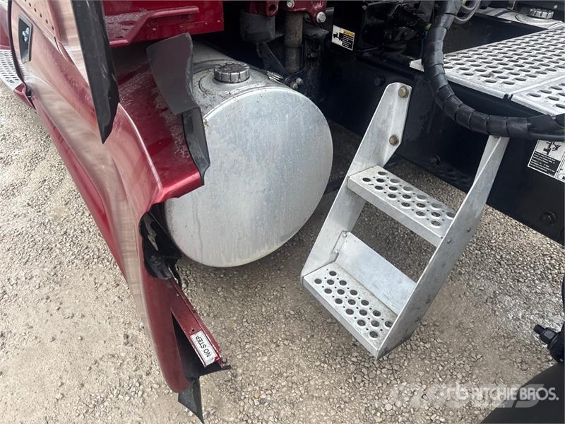 Kenworth T680 Vilcēji