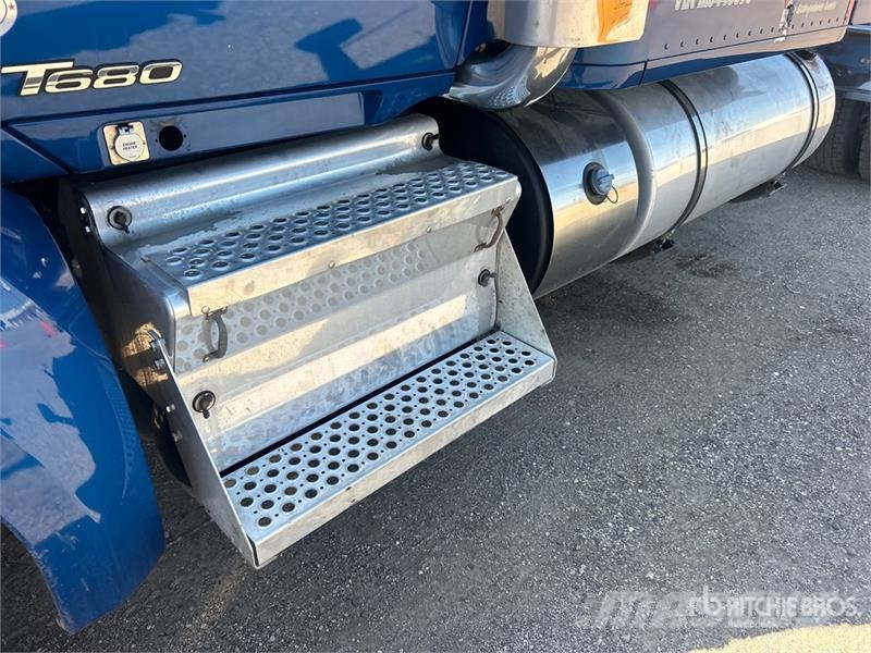 Kenworth T680 Sattelzugmaschinen