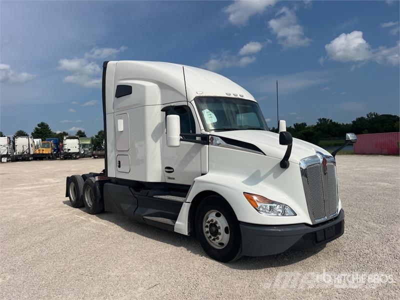 Kenworth T680 Prime Movers