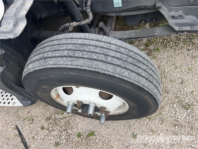 Kenworth T680 Vetopöytäautot