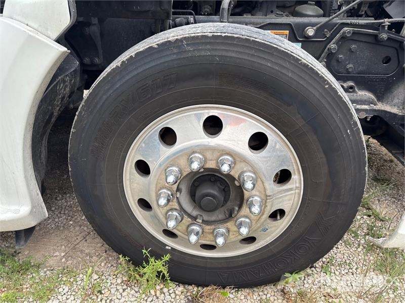 Kenworth T680 Tractor Units