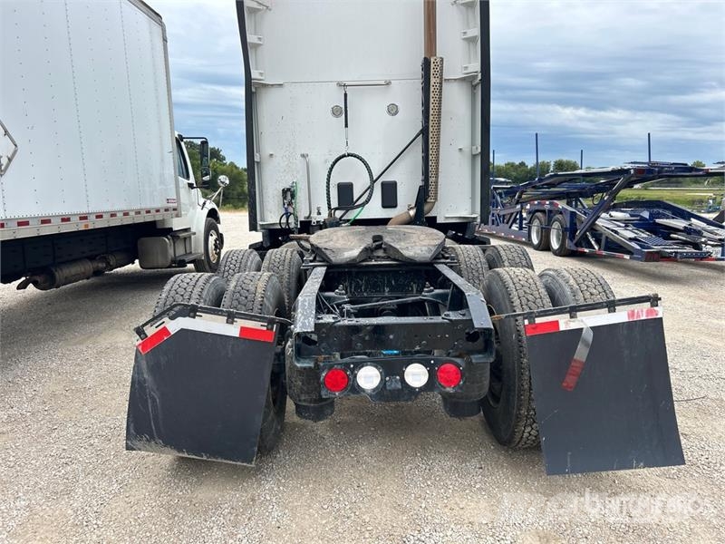 Kenworth T680 Vetopöytäautot
