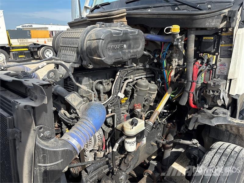 Kenworth T680 Vetopöytäautot