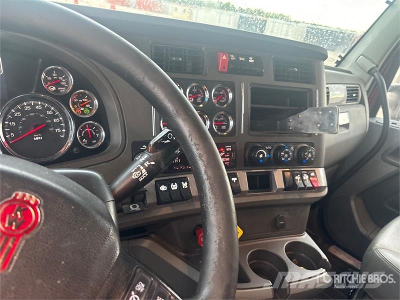 Kenworth T680 Vilcēji