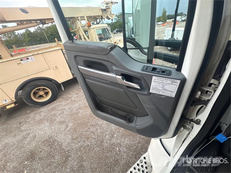 Kenworth T680 Влекачи