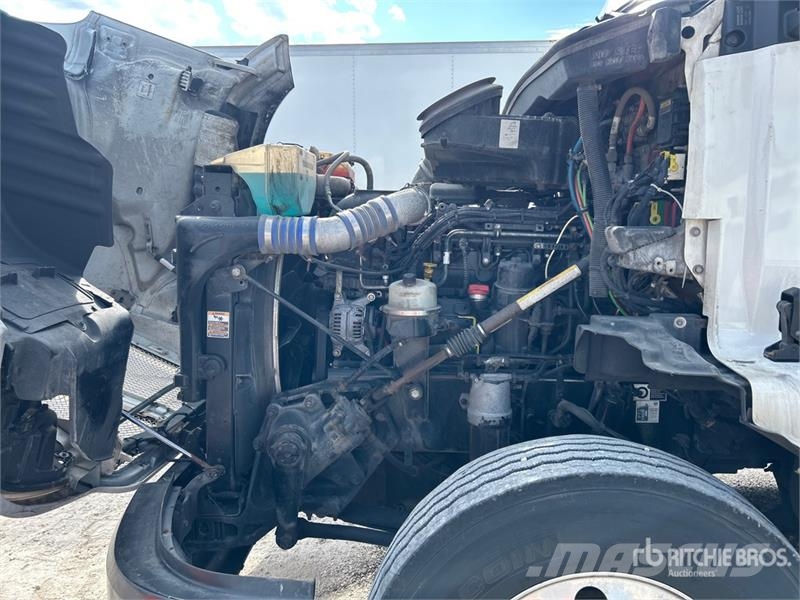 Kenworth T680 Vetopöytäautot