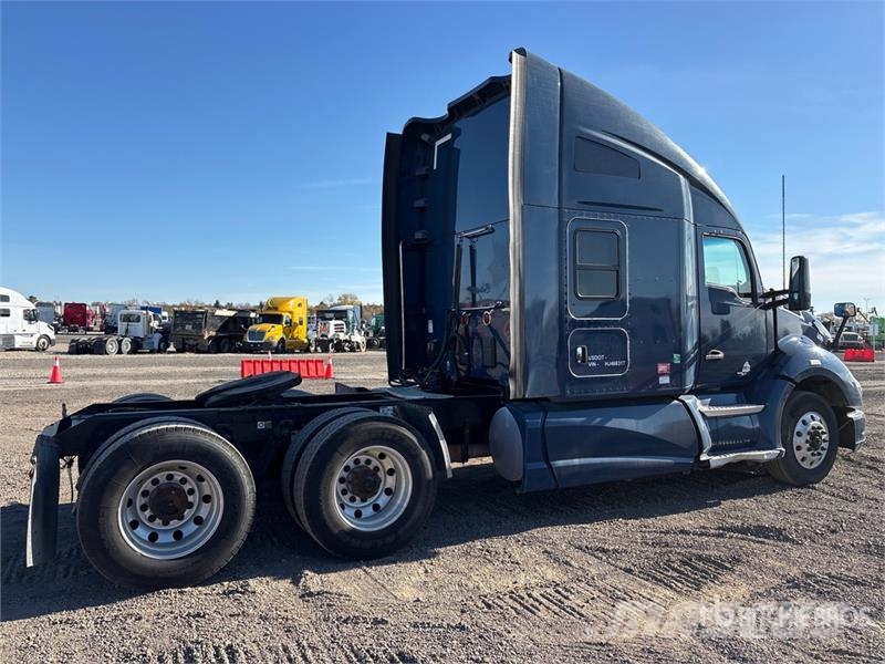 Kenworth T680 Влекачи