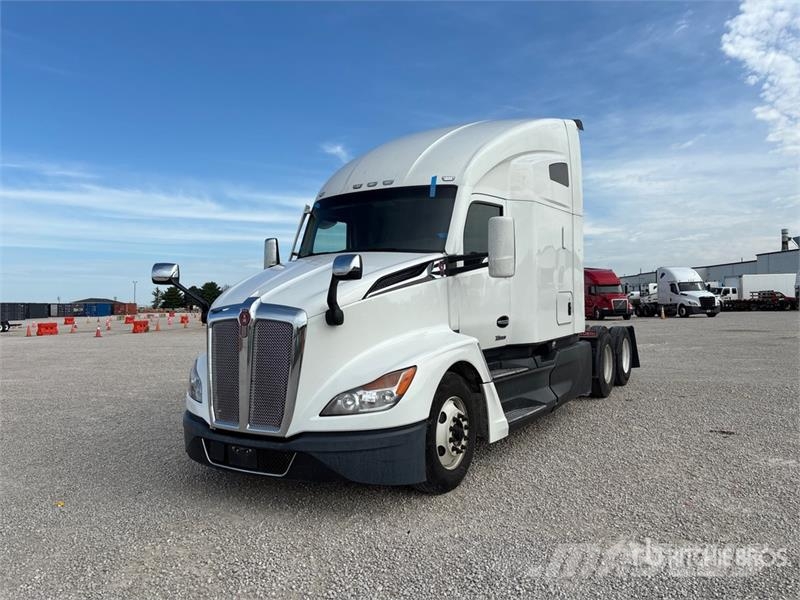 Kenworth T680 Vetopöytäautot