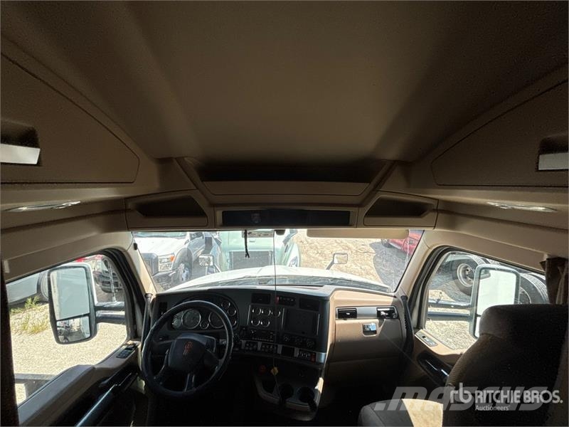 Kenworth T680 Tractor Units