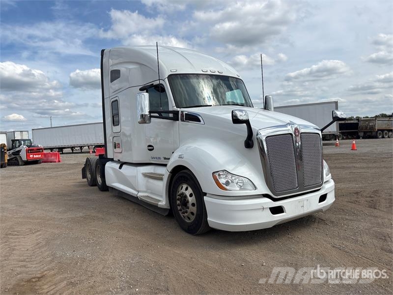 Kenworth T680 Vetopöytäautot
