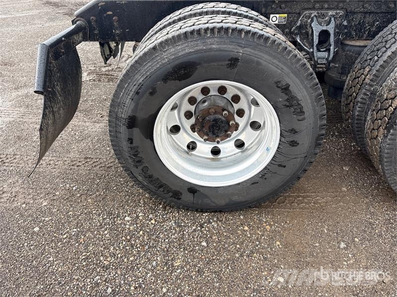 Kenworth T680 Autotractoare