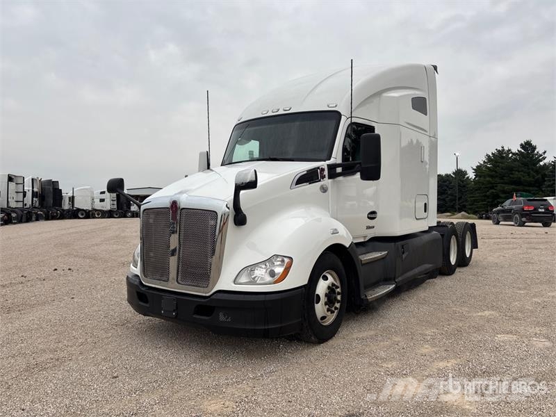 Kenworth T680 Tractor Units